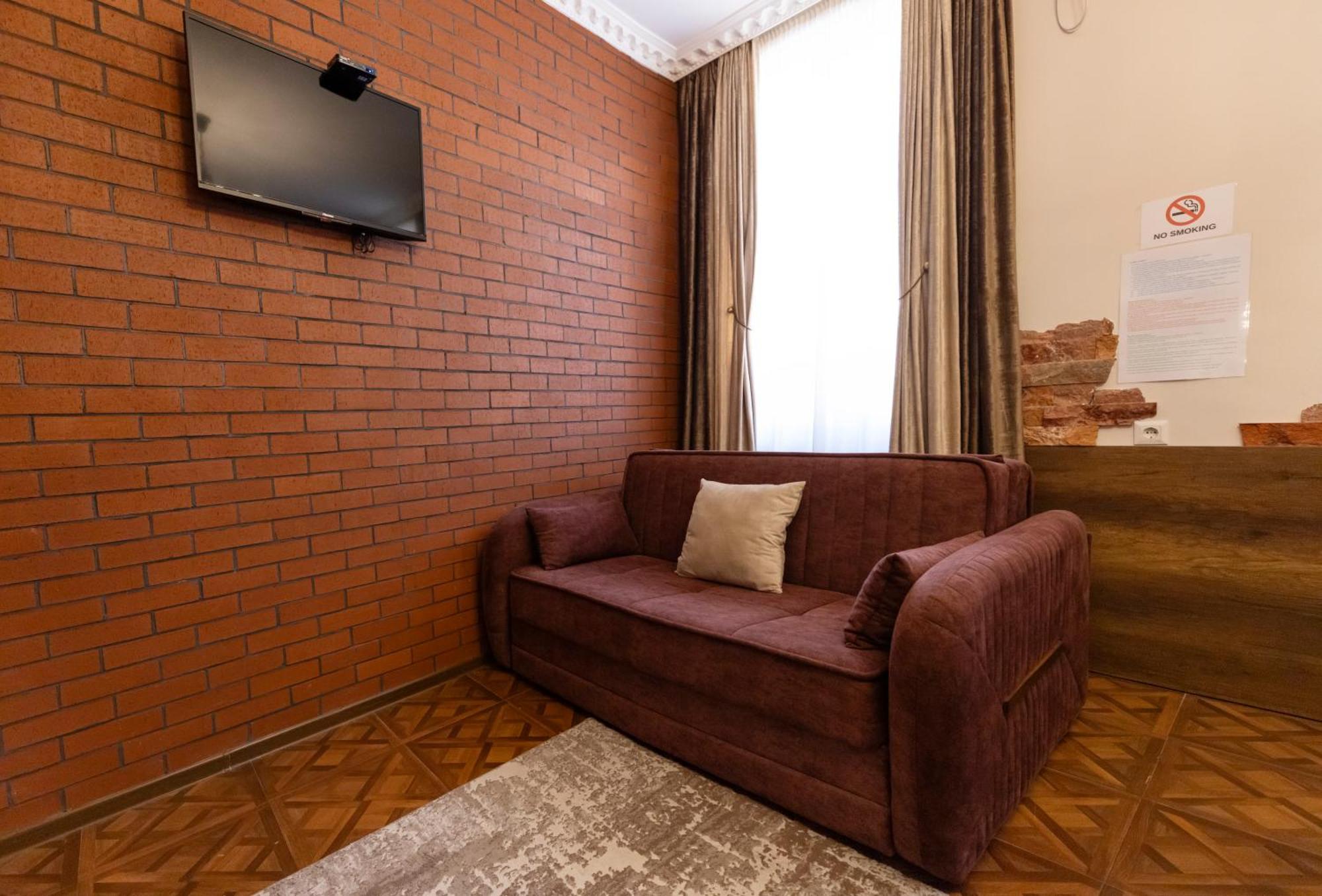 Hestia Boutique Hotel Gori Exterior photo
