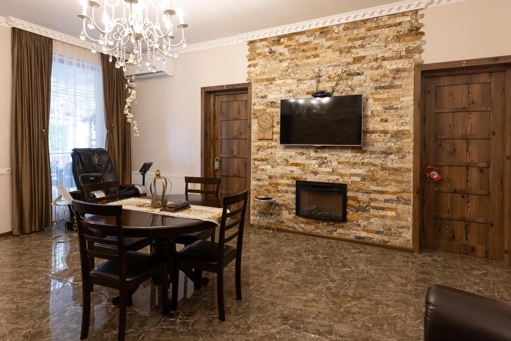 Hestia Boutique Hotel Gori Exterior photo